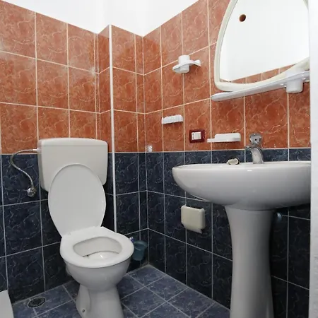 Aparthotel Hotelgodini