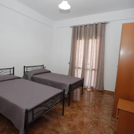 Hotelgodini Golem