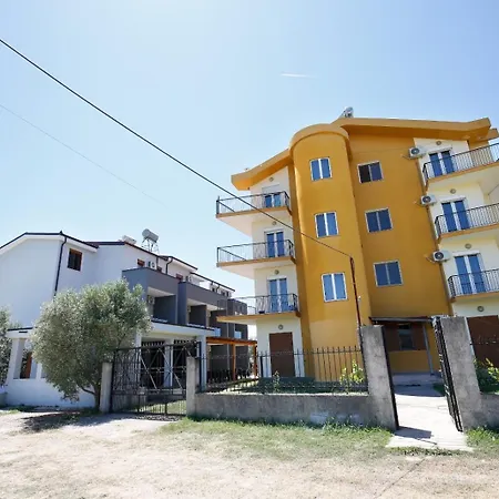 Apart-hotel Hotelgodini Golem (Tirana)