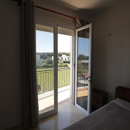 Aparthotel Hotelgodini *