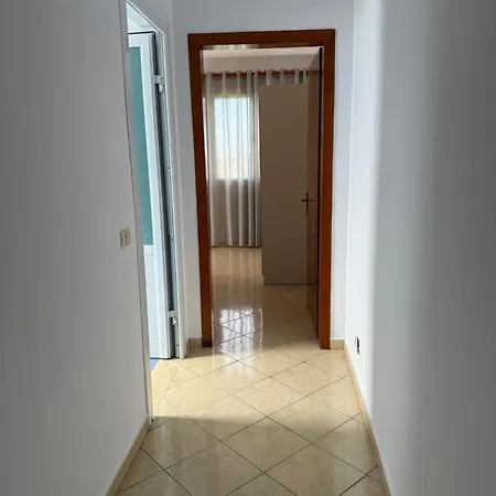 Aparthotel Hotelgodini Golem (Tirana)